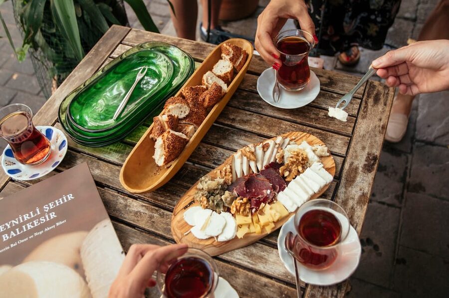 Istanbul: Private Guided Food Tour with 10 Tastings - Who will enjoy this tour most?