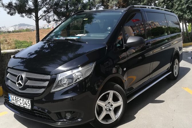 Istanbul Private Transfer - IST Airport, Cruise Ports and Hotels - Finding your representative outside customs