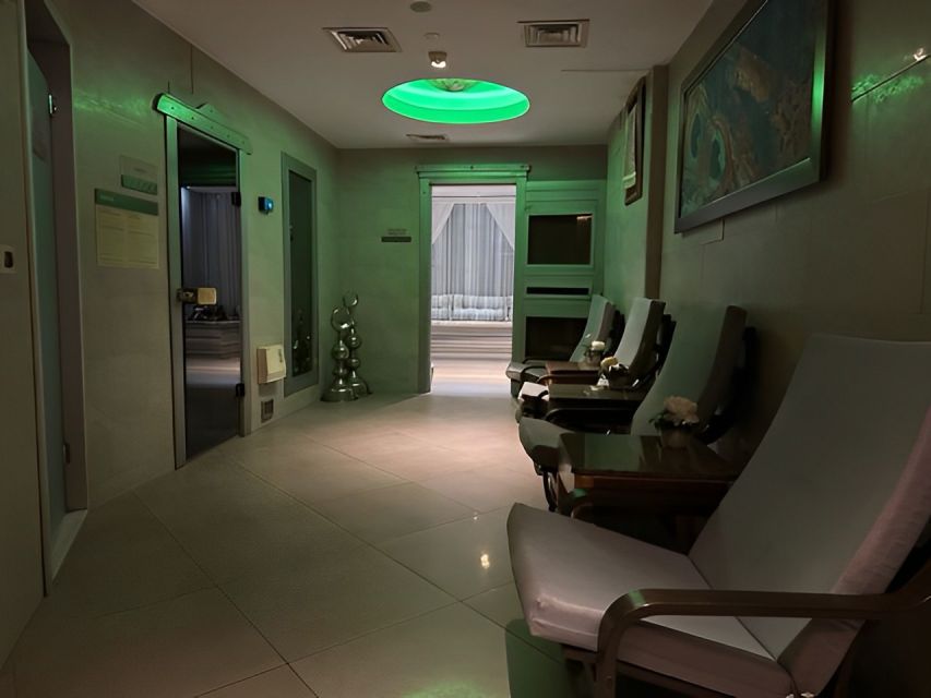 Istanbul: Private Turkish Bath, Sauna, and Massage - Arriving at the DoubleTree by Hilton Sirkeci