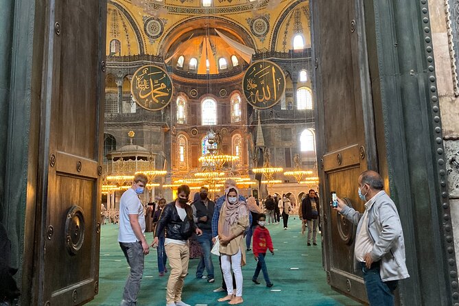 Istanbul Private Walking Highlights Tour - Browsing the Grand Bazaar and its jewelry shops