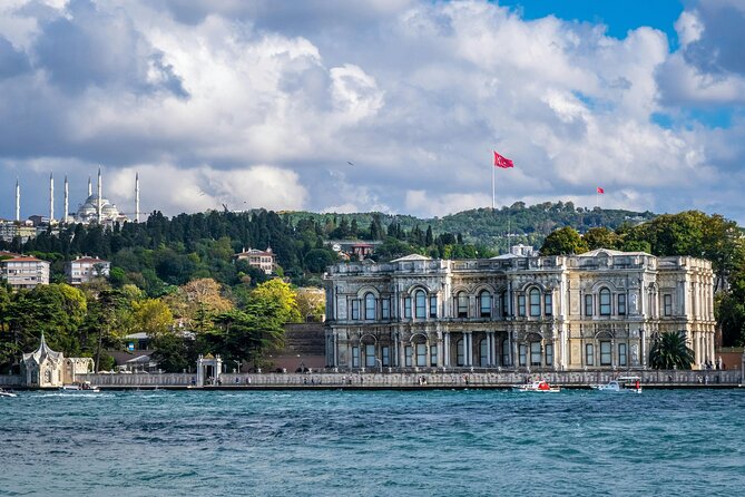 Istanbul Revealed: Historic Pathways & Bosphorus Serenity - Is Istanbul Revealed Worth $150.03?
