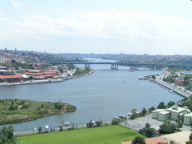 Istanbul's Golden Horn, Eyüp, Miniatürk & Pierre Loti Tour - The four details that shape the experience