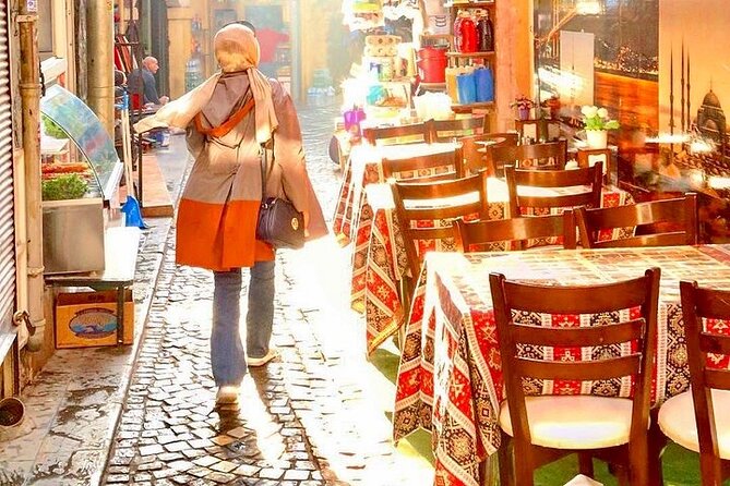 Istanbul Small-Group City and Secret Streets Tour with Guide - Hagia Sophia and Topkapi Palace from the outside