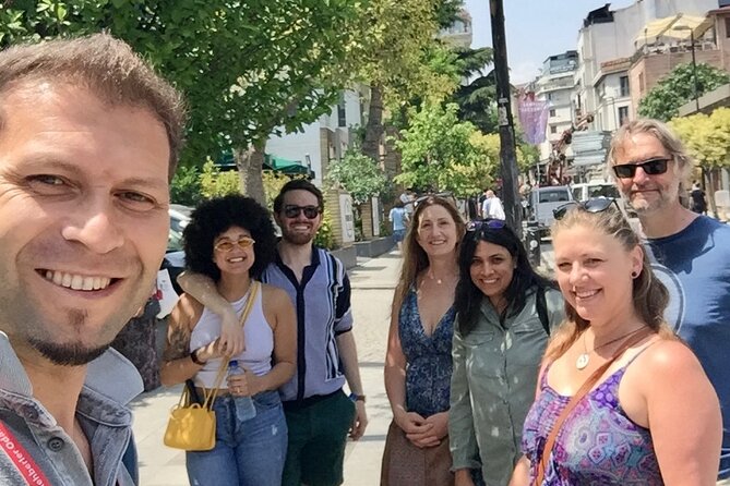 Istanbul Small-Group City and Secret Streets Tour with Guide - What the guides add to the experience