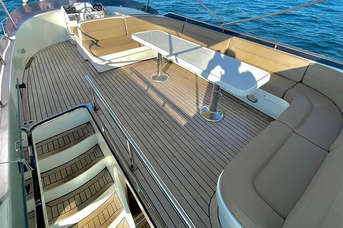 Istanbul: Small-Group Yacht Cruise with Snacks, Sunset or Daytime - Historic Istanbul from offshore