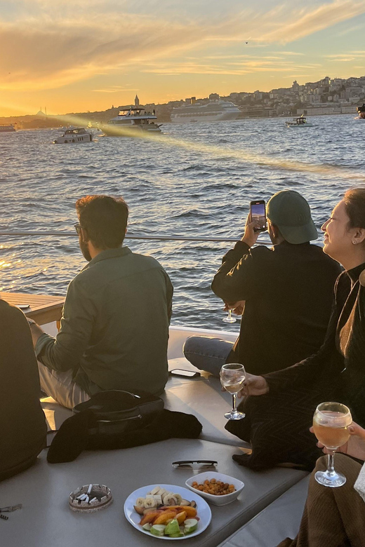 Istanbul: Small Group Yacht Tour with Unlimited Wine - Key points to know before booking