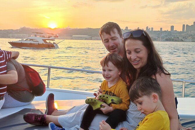 Istanbul Sunset Cruise on Luxury Yacht - Guided Group Cruise - Why a sunset yacht is a smart first look at Istanbul