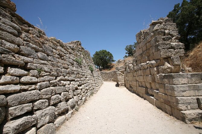 Istanbul to Truva Troy Guided Day Tour with Lunch and Transfers - The 6:00 am Istanbul pickup