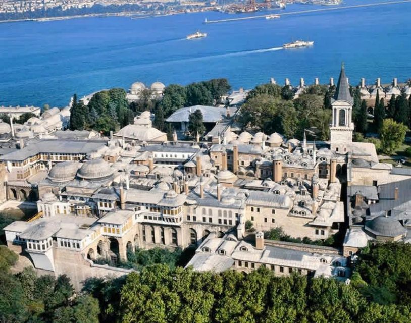 Istanbul: Topkapi, Hagia Sophia and Basilica Cistern Tour - Topkapi Palace and the Ottoman court