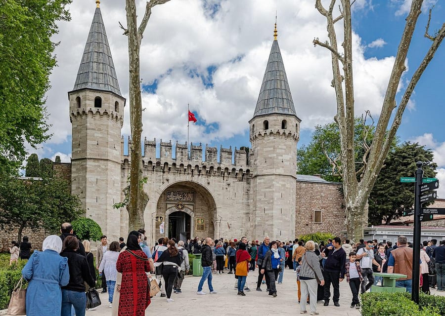 Istanbul: Topkapi Palace and Harem Ticket with Audio Guide - Why Topkapi Palace deserves a full morning
