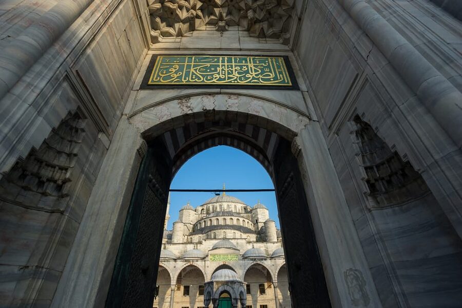 Istanbul: Tour of Hagia Sophia and Blue Mosque By Night - Meeting at the German Fountain in Sultanahmet