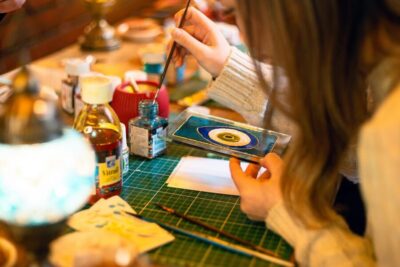 Traditional Stained Glass Painting Workshop