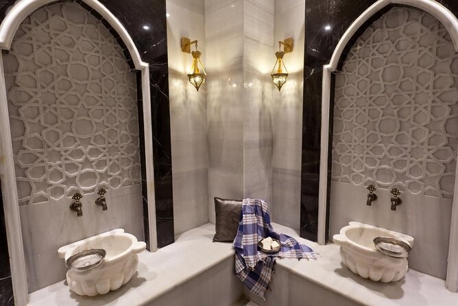 Istanbul: Traditional Turkish Bath - Finding Historical Vezneciler Bath in Süleymaniye