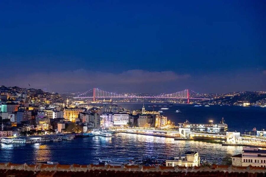 Istanbul: Turkish Food Night and Rooftop Experience - The five details that shape the evening