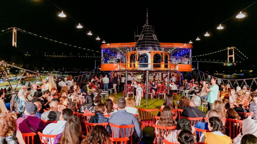 Istanbul: Turkish Night on the Bosphorus Dinner Cruise - What the $35 price really buys you