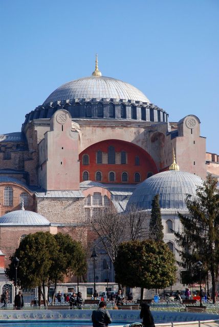 Istanbul Walking Tour: Discovering Old Town - Meeting at Pudding Shop Lale Restaurant