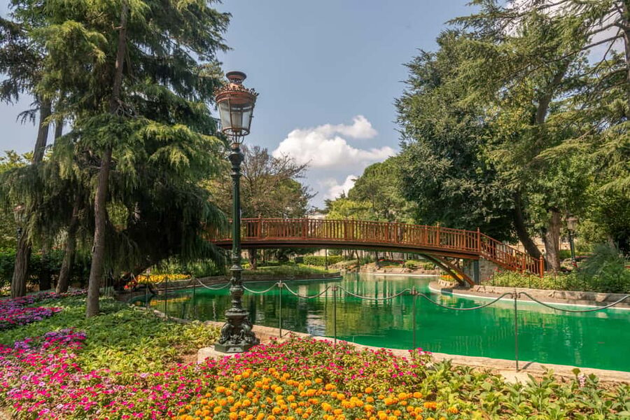 Istanbul: Yildiz Palace & Museum Skip the Ticket Line Entry - Exploring the Palace Rooms and Ottoman Design