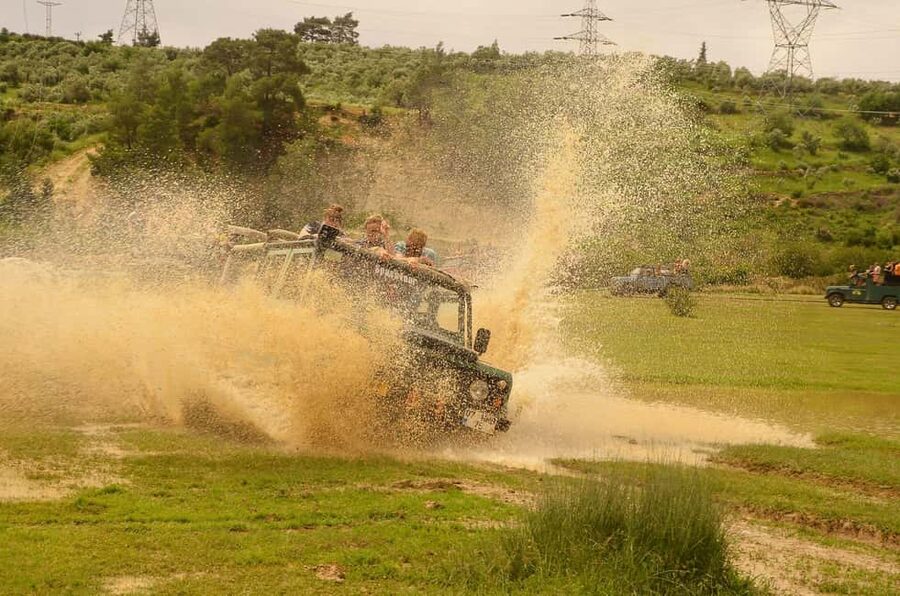 Jeep Safari-Lunch-Boat-Canyon-Waterfall-Foam,Water Party - What to pack for the seven-hour outing