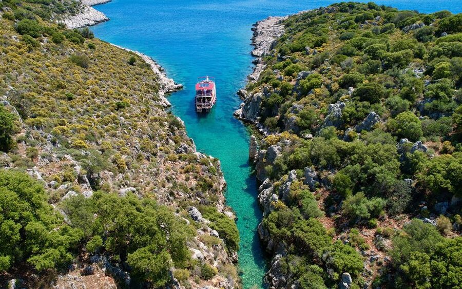 Kas: Full-Day Boat Tour with Lunch - Yarilgan Bay: A Gentle Start in Clear Water
