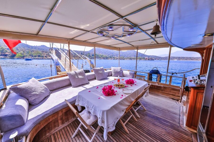 Kas: Limanagzi Beach & Island-Hopping Boat Tour with Lunch - Why Kas is made for a day at sea