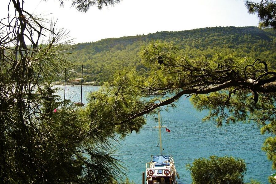 Kemer Full-Day Pirate Boat Trip with Lunch - Who will enjoy the Red Dragon Pirate Boat?