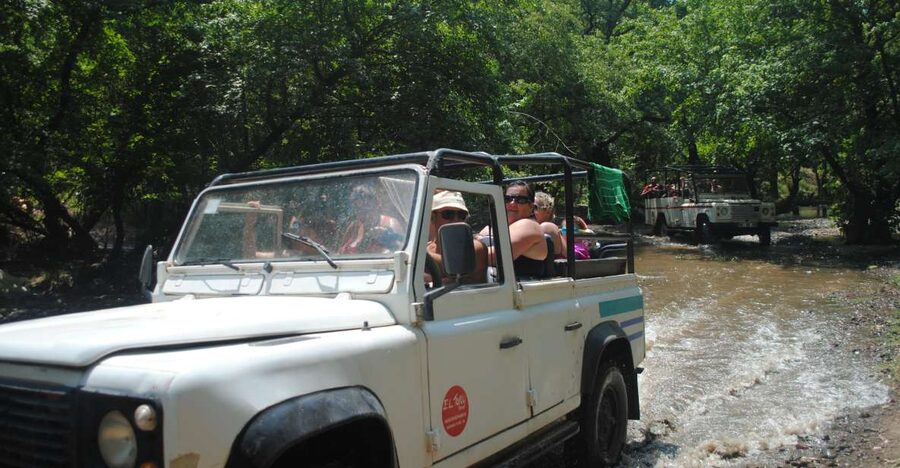 Kusadasi Jeep Safari w/ Lunch and Water Fight - Water fights at the roadside fountains