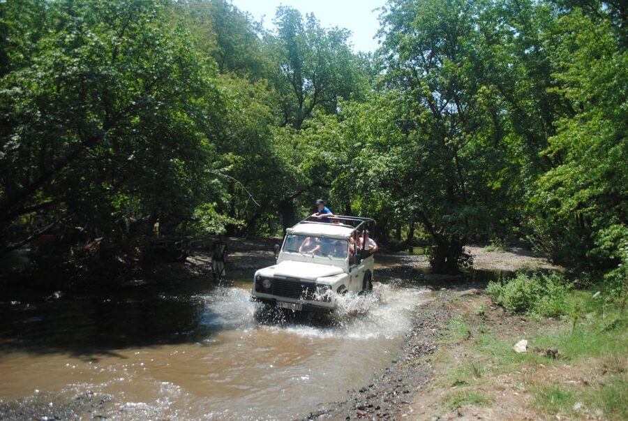 Kusadasi Jeep Safari w/ Lunch and Water Fight - Zeus Cave and the legends of the coast