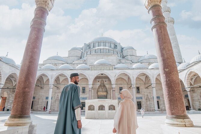 Love in Istanbul: Perfect Photo Moments at Iconic Locations - Who should book this photo session?