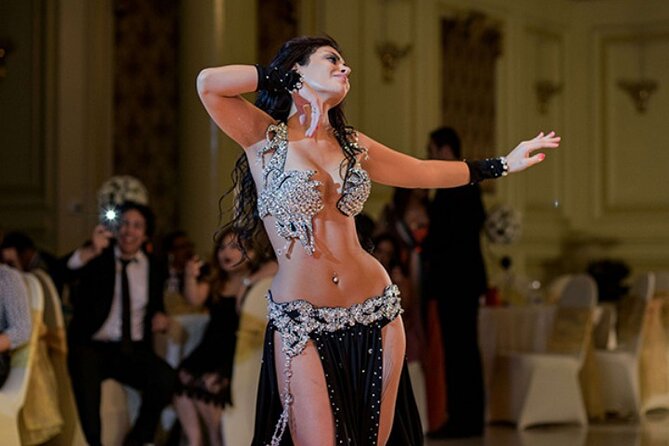 Luxury Bosphorus Dinner Cruise with Turkish Night Show - A moving tour of palaces and fortresses