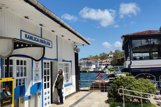 Luxury Bosphorus Yacht Cruise – Stopover in Asian Side - How much value do you get for $36.30?