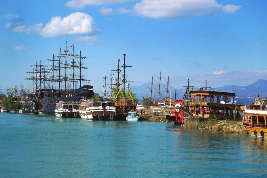 Manavgat Cruise & Grand Bazaar w/Lunch and Unlimited Drinks - Starting from Alanya: a long morning on the road