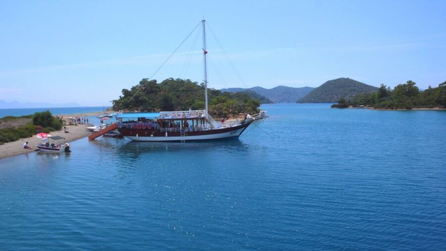 Marmaris: Bays Islands Boat Trip w/Lunch & Unlimited Drinks - What this Marmaris boat day is really like