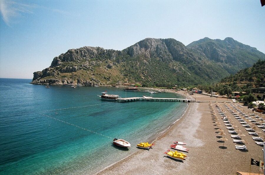 Marmaris: Bays Islands Boat Trip w/Lunch & Unlimited Drinks - Food, drinks, music, and the boat atmosphere