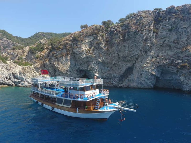 Marmaris: Boat Trip w/Lunch, ansfer & Unlimited Drinks - Yeşil Deniz, the final swim