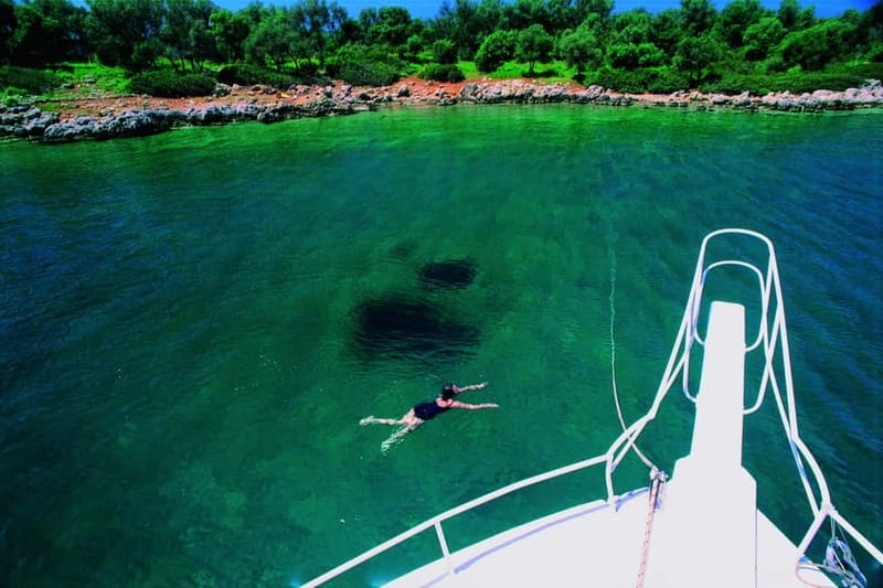 Marmaris: Cleopatra Island Boat Trip with Lunch and Drinks - Lunch on board: filling, but keep expectations modest