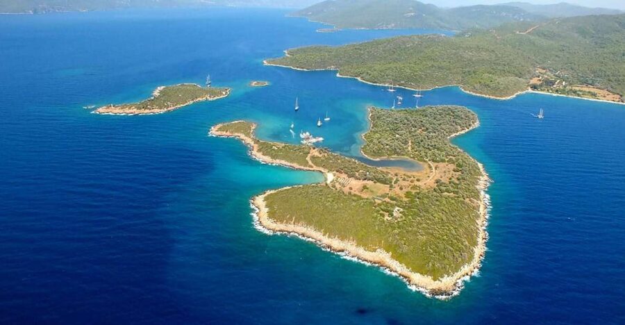 Marmaris: Cleopatra Island Boat Trip with Lunch and Transfer - From your Marmaris hotel to the marina