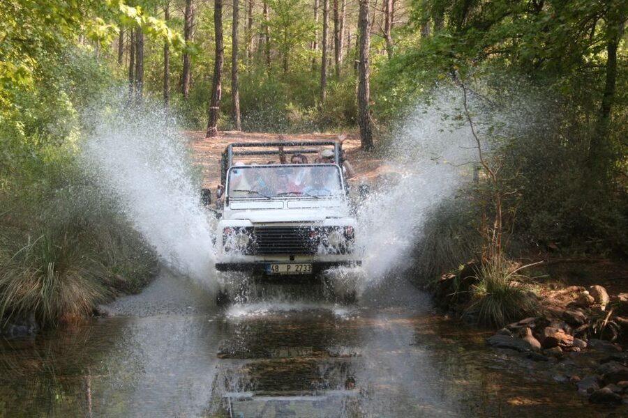 Marmaris Jeep Safari Water Fight, Colour and Foam Party - Who will enjoy this Marmaris Jeep Safari?
