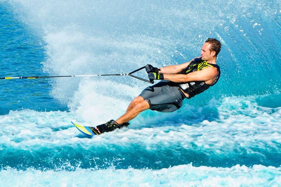Marmaris: Jet Ski, Jet Car, Flyboard, or Parasailing Trip - Choosing your Marmaris water adventure