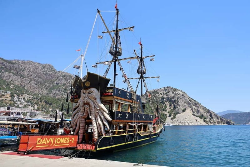 Marmaris: Pirate Boat Trip with Meal, Drinks and Transfer - Five things to know before booking