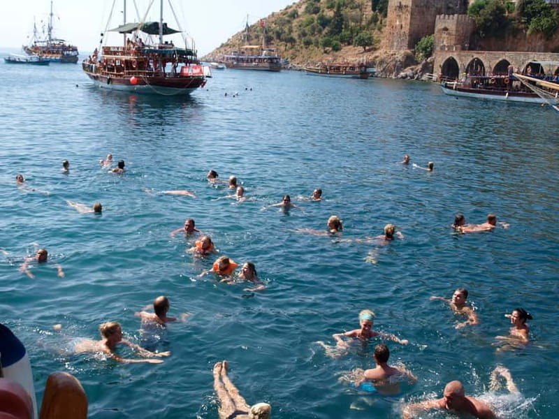 Marmaris: Pirate Cruise, Lunch, Soft Drinks, and Foam Party - Lunch that is better than a simple boat snack