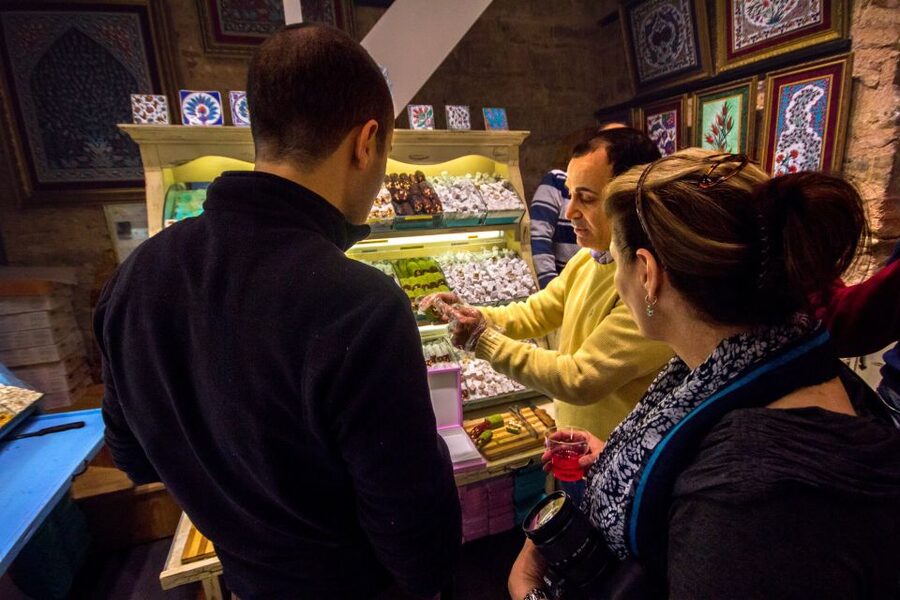Morning Bosphorus Cruise and Spice Bazaar - Who should book this four-hour outing