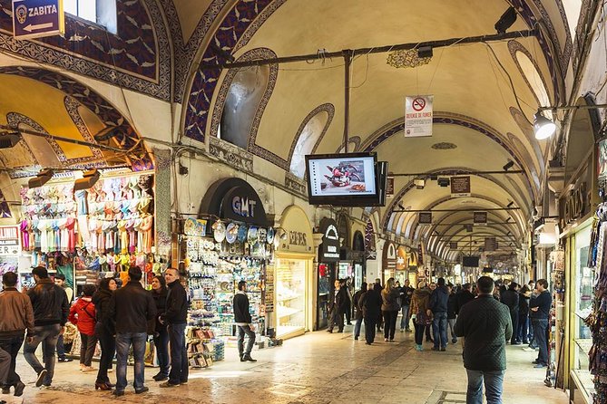 Morning Istanbul: Half-Day Tour with Blue Mosque, Hagia Sophia, Hippodrome and Grand Bazaar - Walking, transport, and the shape of the morning