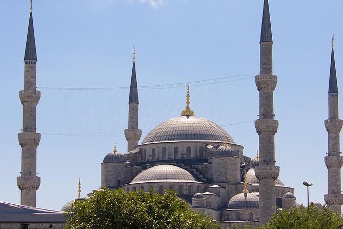 Morning Istanbul: Half-Day Tour with Blue Mosque, Hagia Sophia, Hippodrome and Grand Bazaar - The guides can make or break the experience