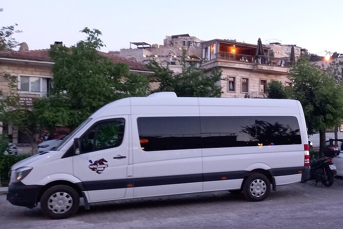 One way Transfer from Nevşehir Airport to Cappadocia Hotels - Door-to-door service in Göreme