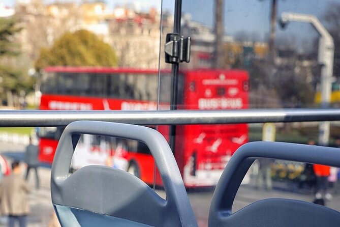 Open-Top Hop-on Hop-off Sightseeing Bus Tour in Istanbul - How the open-top bus works in real conditions