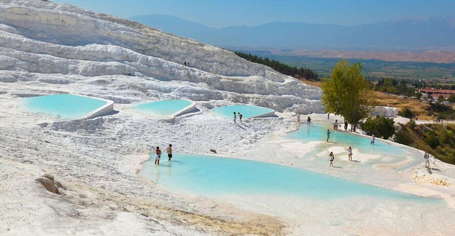 Pamukkale and Hierapolis Full-Day Guided Tour - Entering Hierapolis through the Domitian Gate