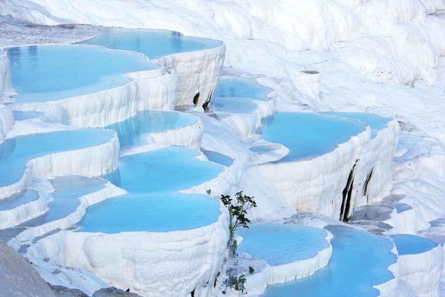 Pamukkale and Hierapolis Full-Day Guided Tour - Walking across Pamukkale’s white travertines