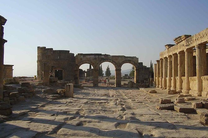 Pamukkale Hierapolis and Cleopatra's Pool Tour with lunch from Antalya - Lunch near Pamukkale