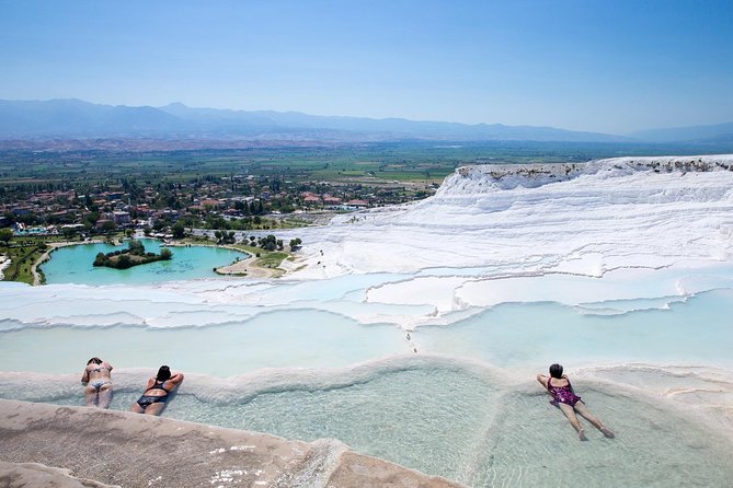 Pamukkale Small Group Guided Tour from Antalya incl. Lunch - Walking onto Pamukkale’s white terraces