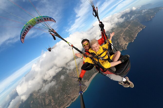 Paragliding Experience in Ölüdeniz - Landing: A Small Detail That Matters